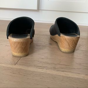 No. 6 New School Wedge Mid Heel Clog in Black